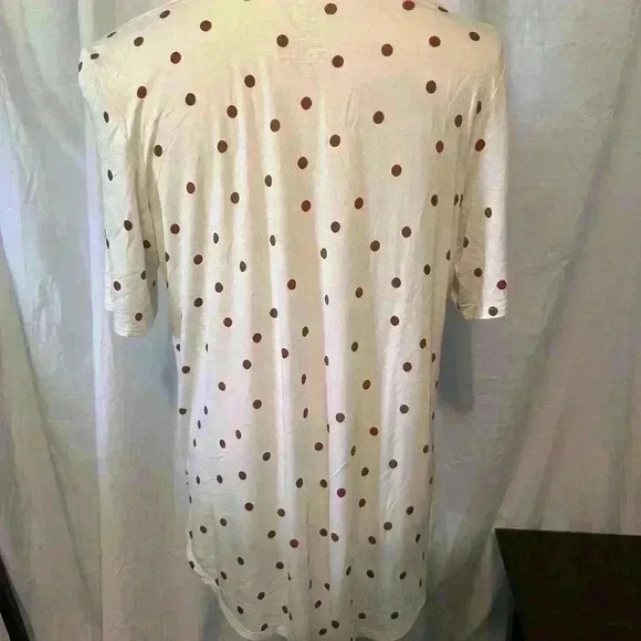 Maurice’s Women’s Stretchy Polka Dot Pull On Top. Size XL. Scoop Neck - Picture 4 of 5